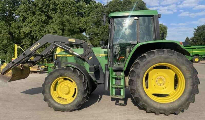 John Deere 6610