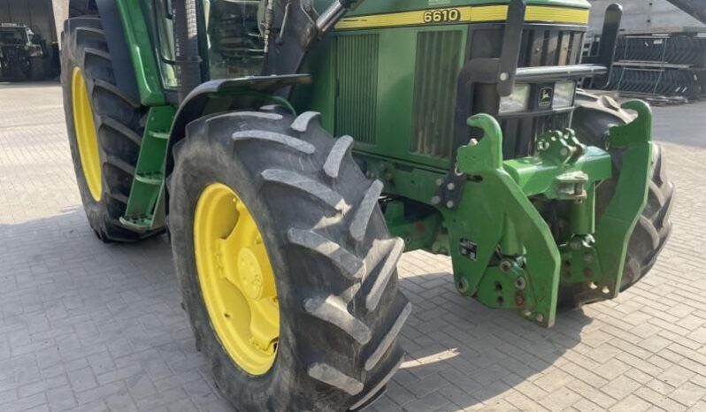 John Deere 6610